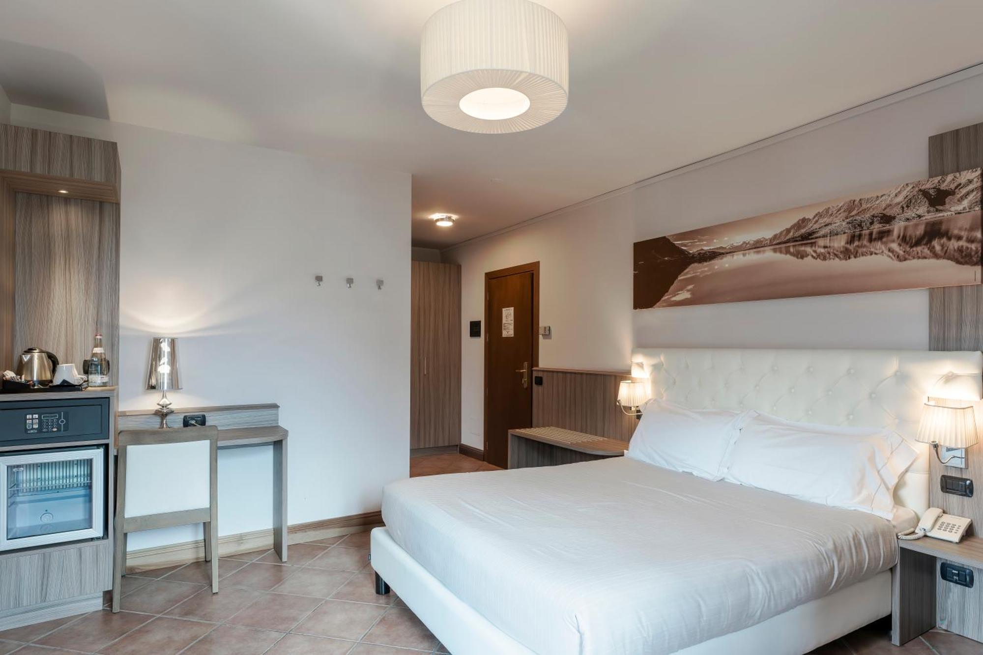 Hotel Garni Cristallo Ponte Di Legno Værelse billede