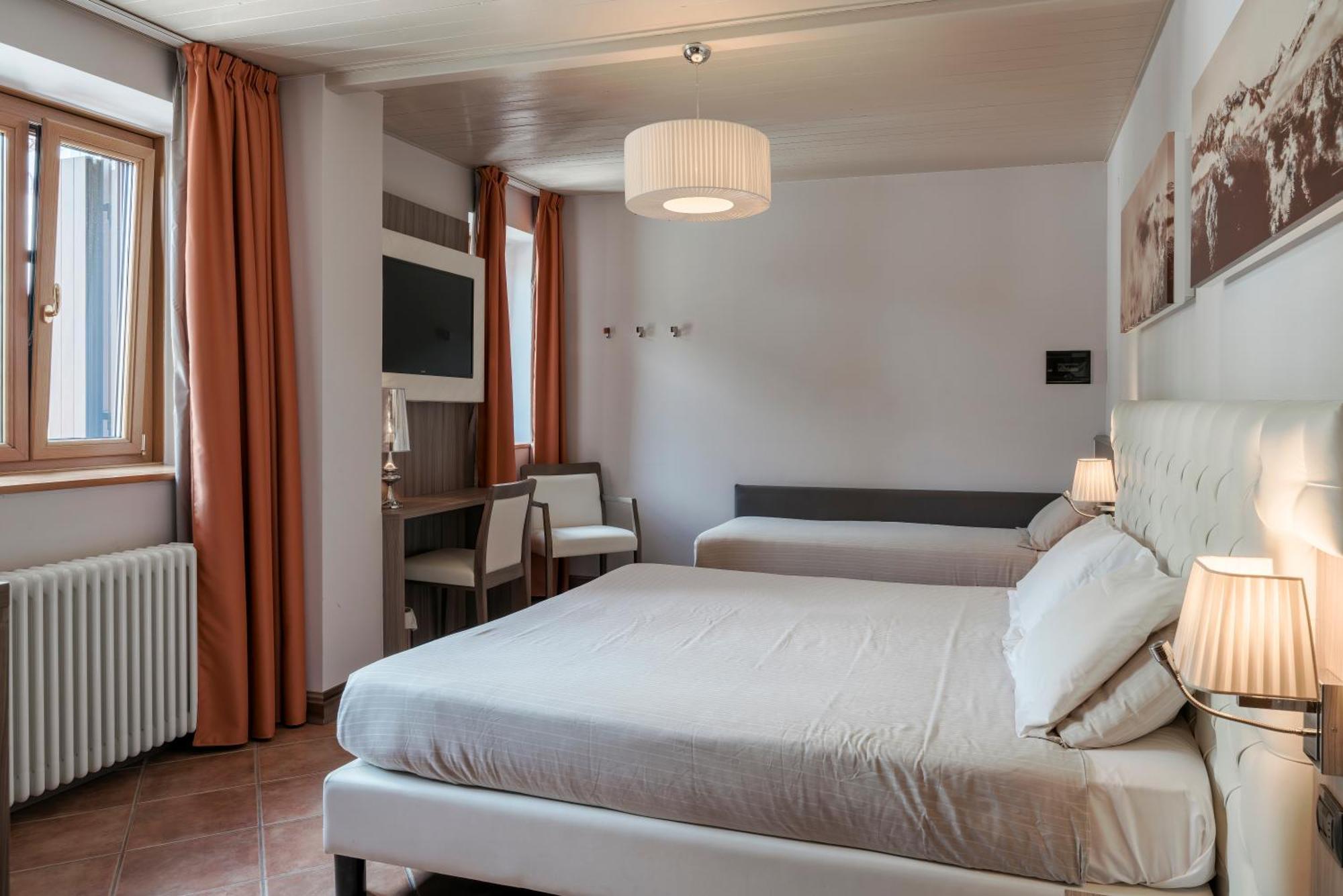 Hotel Garni Cristallo Ponte Di Legno Værelse billede